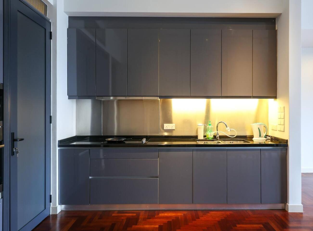 The Mews Klcc Apartment Куала Лумпур Екстериор снимка